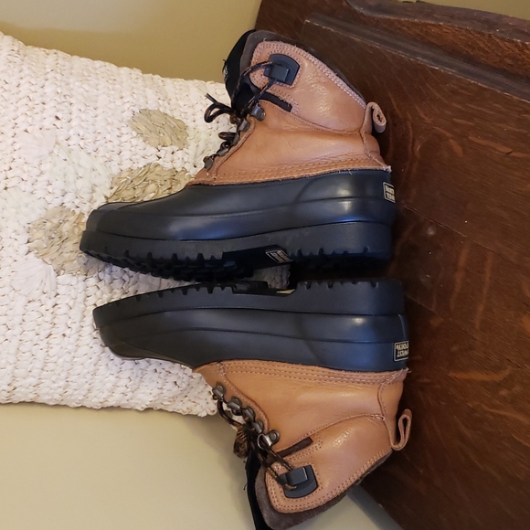 Northwest Territory duck boots, size 8 - Picture 5 of 9